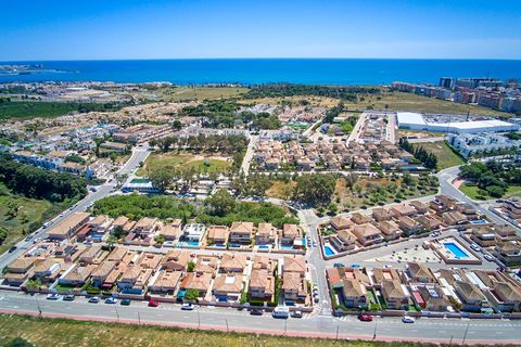 Villa en Punta Prima, Alicante, Punta Prima - € 235.000 | Ref: 3-17973/77956 - photo 43