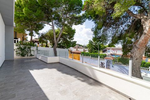 Villa a Los Balcones, Alicante, Los Balcones - € 890.000 | Ref: 3-9467/77965 - foto 38
