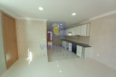 Villa i Carcavelos, Lisbon, Carcavelos - € 475.000 | Ref: COLI-208674 - foto 8