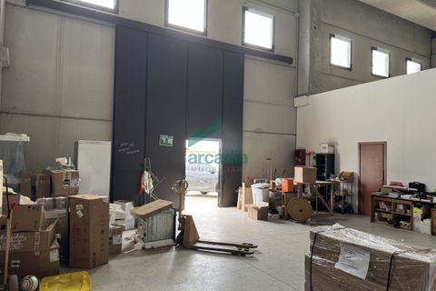 L'establiment comercial a Modugno, Bari, Modugno - € 1.100/mes | Ref: 12053/2026 - foto 4