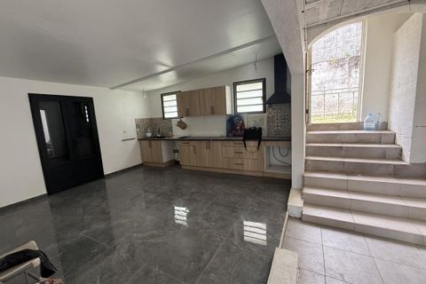 Villa a Saint-Denis, La Reunion, Saint-Denis - € 400.000 | Ref: MV284 - foto 2