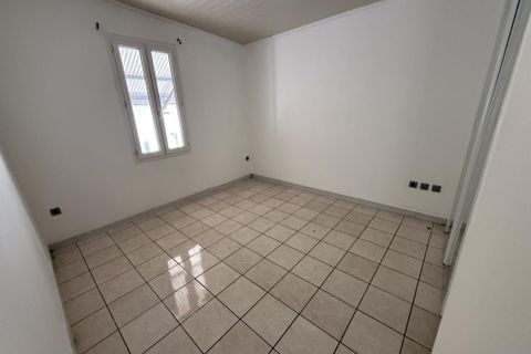 Villa a Saint-Denis, La Reunion, Saint-Denis - € 400.000 | Ref: MV284 - foto 13