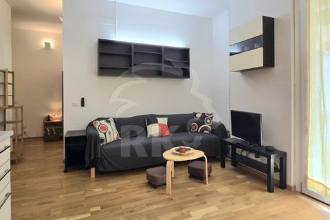 Apartament a Florence, Florence, Florence - € 1.100/mes | Ref: 2713SF - foto 2