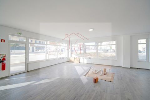 Erhvervsejendom i Carcavelos, Lisbon, Carcavelos - € 285.000 | Ref: loja2577.lote9.517C - foto 1