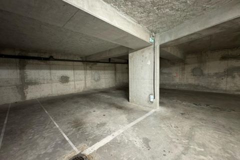 Garage i Puteaux, Hauts-de-Seine, Puteaux - € 30.000 | Ref: S3N3-YHX-5UM - foto 1