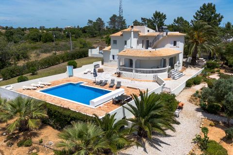 Villa i Lagoa, Faro, Lagoa - € 1.750.000 | Ref: EAV-4228 - foto 24