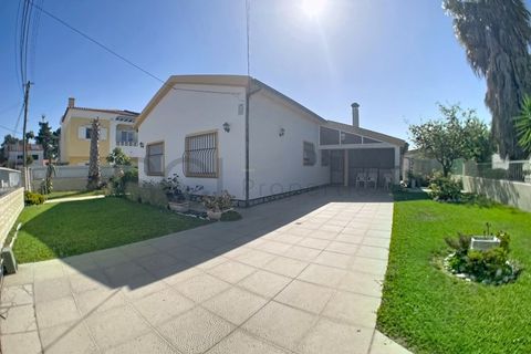 Villa i Amora, Setubal, Amora - € 598.900 | Ref: 10832 - foto 1