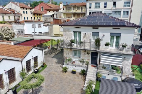 Villa i Schio, Vicenza, Schio - € 650.000 | Ref: DS4280 - foto 2
