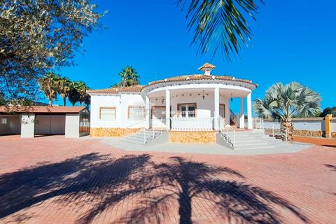 Parkeringsplads i Catral, Alicante, Catral - € 415.000 | Ref: 5373 - foto 1