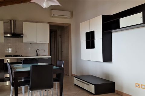 Apartament a Quartucciu, Cagliari, Quartucciu - € 600/mes | Ref: 1039 - foto 11