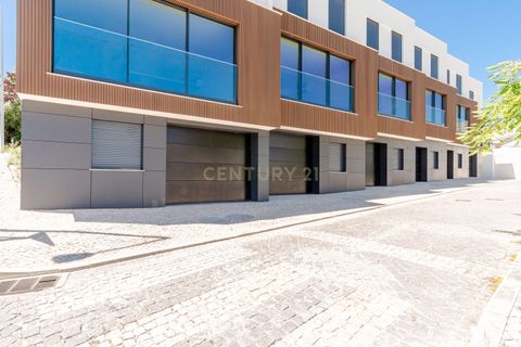Villa i Loures, Lisbon, Loures - € 610.000 | Ref: C0364-06059 - foto 35