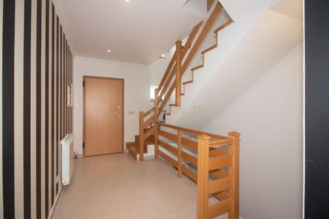 Villa i Alenquer, Lisbon, Alenquer - € 419.000 | Ref: C0364-06041 - foto 5