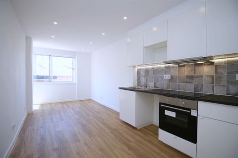 Lejlighed i Sintra, Lisbon, Sintra - € 279.700 | Ref: TRI-131-26-AM - foto 1