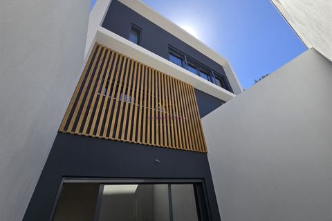 Villa i Loures, Lisbon, Loures - € 997.500 | Ref: TRI-132-26-CS - foto 4