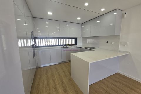 Villa i Loures, Lisbon, Loures - € 997.500 | Ref: TRI-132-26-CS - foto 12