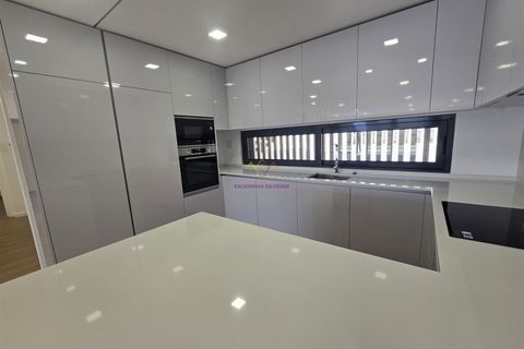 Villa i Loures, Lisbon, Loures - € 997.500 | Ref: TRI-132-26-CS - foto 13