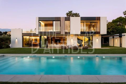 Villa i Antibes, Alpes-Maritimes, Antibes - € 12.500.000 | Ref: 87104609 - foto 5