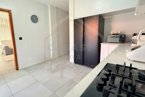 Villa i Alquerubim, Aveiro, Alquerubim - € 359.000 | Ref: I99P8284409 - foto 12