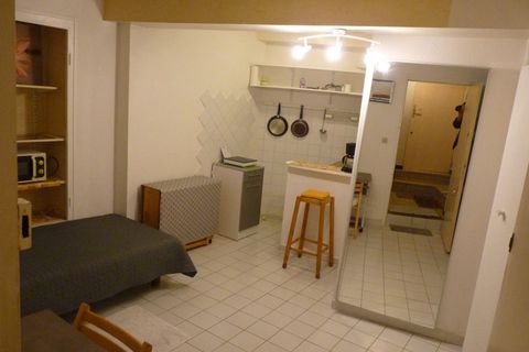 Estudi a Arles, Bouches-du-Rhone, Arles - € 439/mes | Ref: 864476 - foto 2