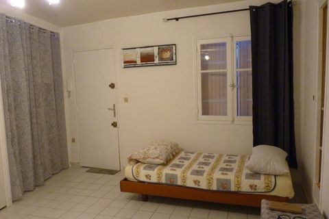 Estudi a Arles, Bouches-du-Rhone, Arles - € 439/mes | Ref: 864476 - foto 10