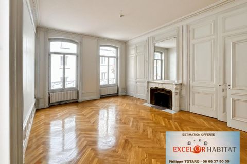Leilighet i Tarare, Rhone, Tarare - € 235 000 | Ref: getkey_11064 - foto 2