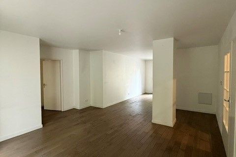 Leilighet i Chaville, Hauts-de-Seine, Chaville - € 575 000 | Ref: T4-CHAVILLE-A102-IMMEUBLE-RECENT - foto 7