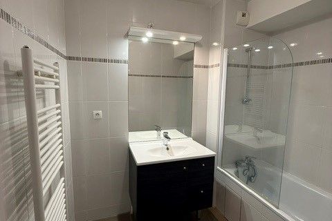 Leilighet i Chaville, Hauts-de-Seine, Chaville - € 575 000 | Ref: T4-CHAVILLE-A102-IMMEUBLE-RECENT - foto 14