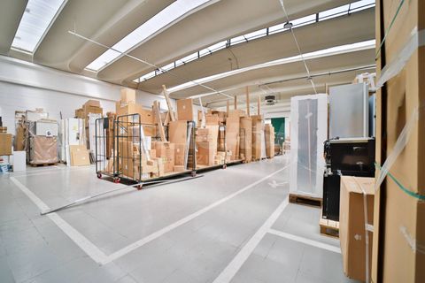 L'establiment comercial a Arcore, Monza and Brianza, Arcore - € 3.500/mes | Ref: CAP.ARCORE-TS3500A - foto 6