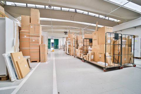 L'establiment comercial a Arcore, Monza and Brianza, Arcore - € 3.500/mes | Ref: CAP.ARCORE-TS3500A - foto 7
