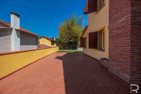 Villa i Reggello, Florence, Reggello - € 670.000 | Ref: R07221REVI-1369676 - foto 4