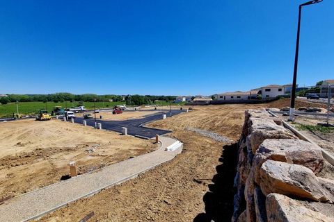 Helårsgrund i Servian, Herault, Servian - € 115.000 | Ref: 34B-COUSSAT_DIV_DIV - foto 1