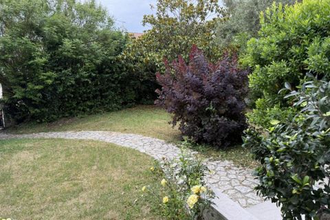 Villa a Orleans, Loiret, Orleans - € 339.000 | Ref: 3011444449 - foto 2