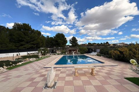 Villa a Castalla, Alicante, Castalla - € 449.995 | Ref: 9034 JJ7244 - foto 3