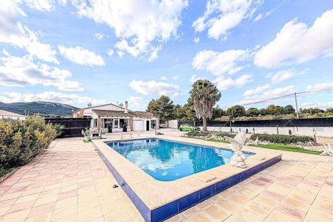 Villa a Castalla, Alicante, Castalla - € 449.995 | Ref: 9034 JJ7244 - foto 4