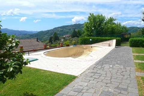 Villa a Aulla, Massa and Carrara, Aulla - € 420.000 | Ref: 393B - foto 6