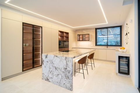 Villa a El Paraiso, Malaga, El Paraiso - € 6.500.000 | Ref: R5118037 - foto 14