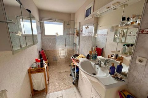 Wohnung in Saint-Raphael, Var, Saint-Raphael - € 145.000 | Ref: 201999 - Foto 6
