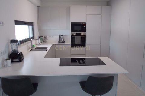Villa a Alcantarilha, Faro, Alcantarilha - € 575.000 | Ref: C0531-00041 - foto 7