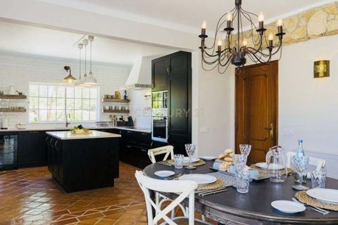 Villa a Carvoeiro, Faro, Carvoeiro - € 1.395.000 | Ref: C0531-00044 - foto 4