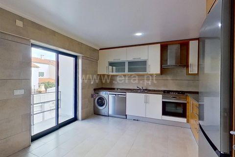 Villa i Oeiras, Lisbon, Oeiras - € 850.000 | Ref: 355260054 - foto 2