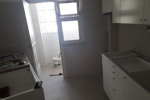 Apartament a Carnaxide, Lisbon, Carnaxide - € 1.000/mes | Ref: 5744 - foto 7