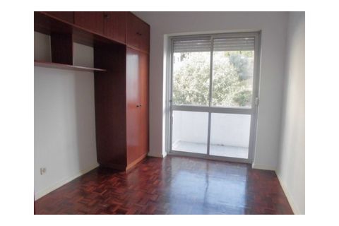 Apartament a Carnaxide, Lisbon, Carnaxide - € 1.000/mes | Ref: 5744 - foto 16