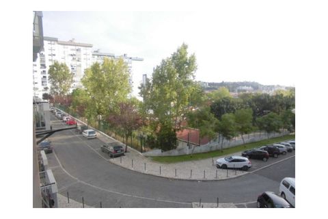 Apartament a Carnaxide, Lisbon, Carnaxide - € 1.000/mes | Ref: 5744 - foto 18