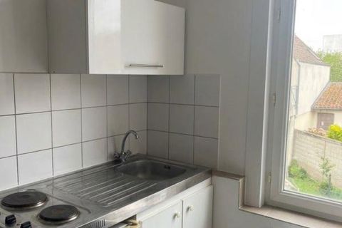 Studio in Roye, Somme, Roye - € 305/month | Ref: 4CXG-DDR-IYI - photo 1