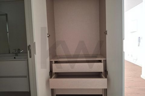 Apartament a Alges, Lisbon, Alges - € 2.300/mes | Ref: KWPT-034215 - foto 15