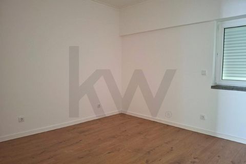 Apartament a Alges, Lisbon, Alges - € 2.300/mes | Ref: KWPT-034215 - foto 19