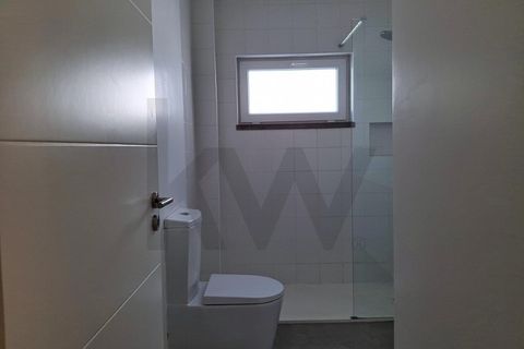 Apartament a Alges, Lisbon, Alges - € 2.300/mes | Ref: KWPT-034215 - foto 25