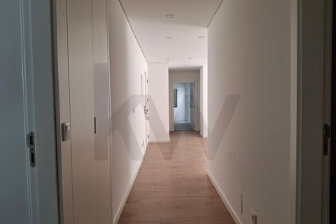 Apartament a Alges, Lisbon, Alges - € 2.300/mes | Ref: KWPT-034215 - foto 27