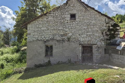 Landejendom i Tonezza del Cimone, Vicenza, Tonezza del Cimone - € 27.000 | Ref: A097 - foto 2