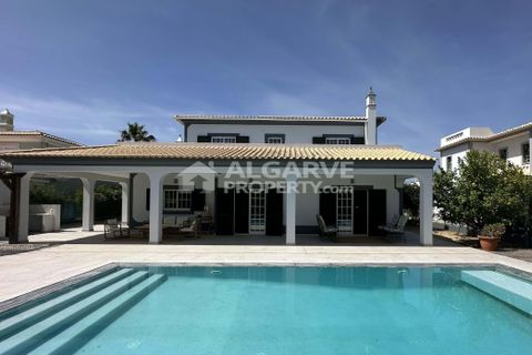 Villa i Almancil, Faro, Almancil - € 1.250.000 | Ref: V268971J - foto 15